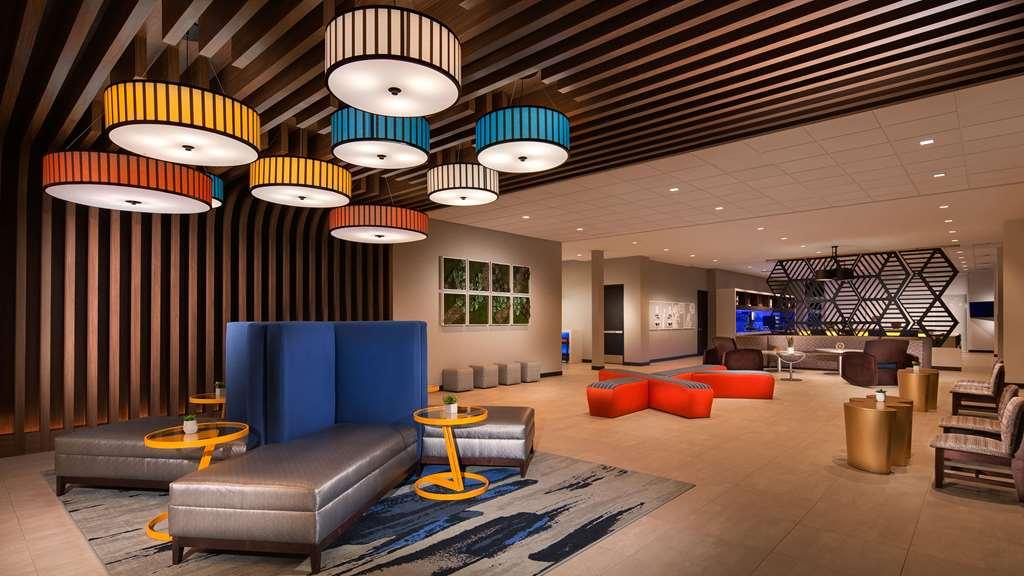 Glo Best Western Pooler - Savannah Airport Hotel Інтер'єр фото